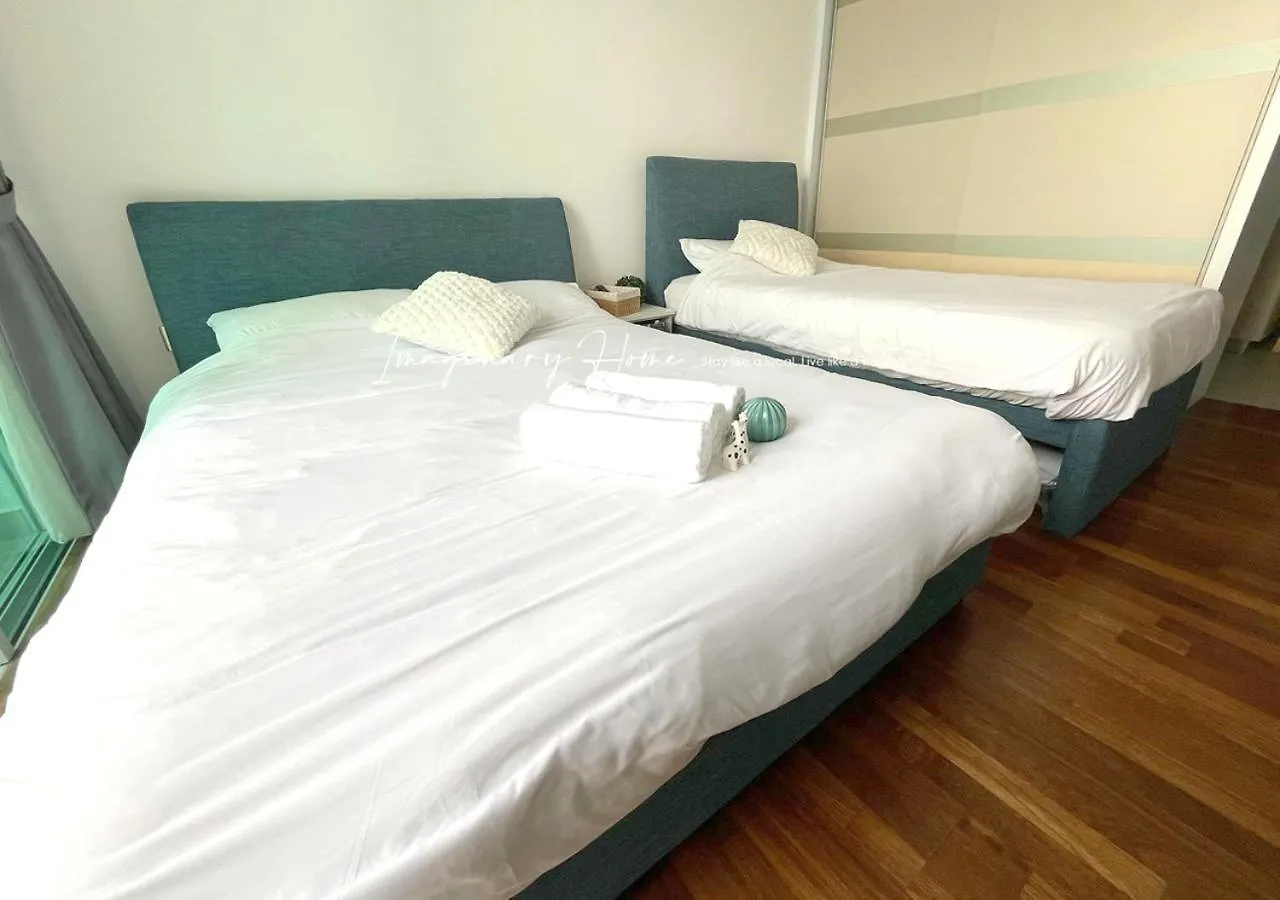 Paragon Suites Studio Apartment With Netflix, Ciq &Sg View Johor Bahru